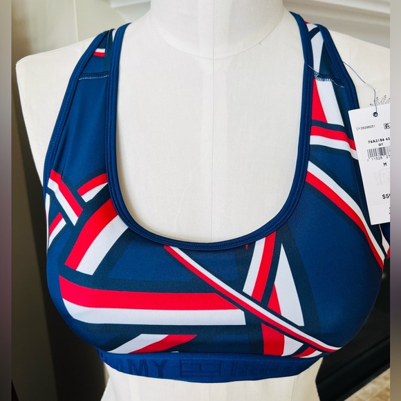 Tommy Hilfiger Size Medium 🆕 Sports Bra compression - Picture 1 of 9